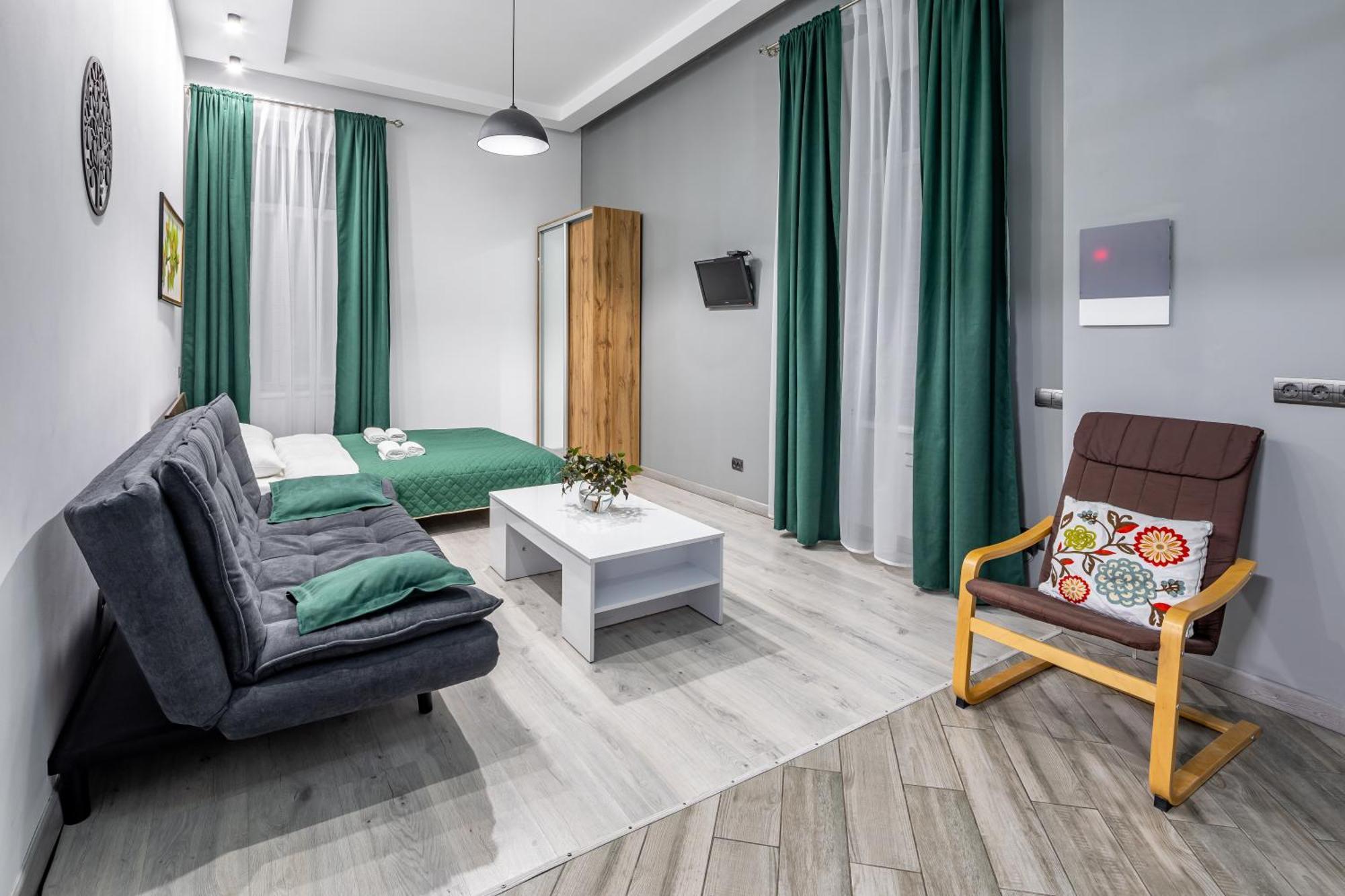 Cozy Apartments Center Lviv Bagian luar foto